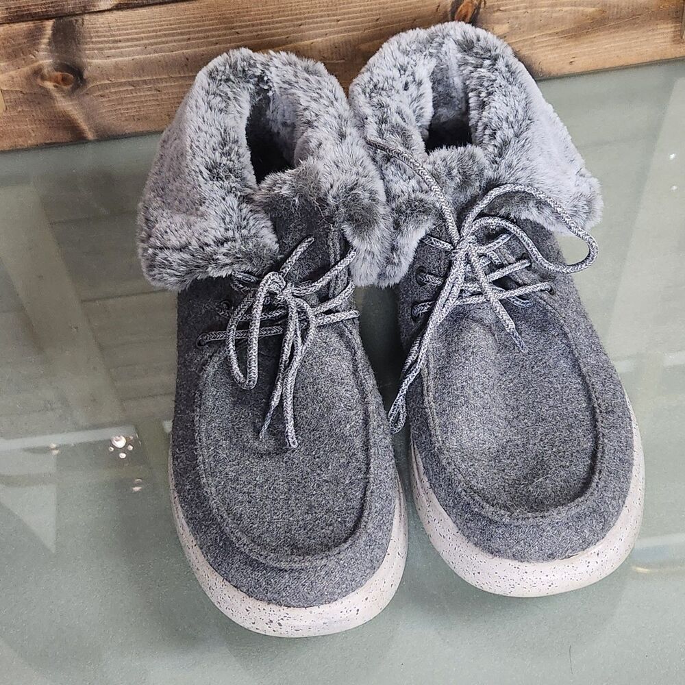 BOBS by Skechers Womens Gray Faux Fur Lined Slippers Shoes Size US 9.5 EU 39.5 - Picture 2 of 12